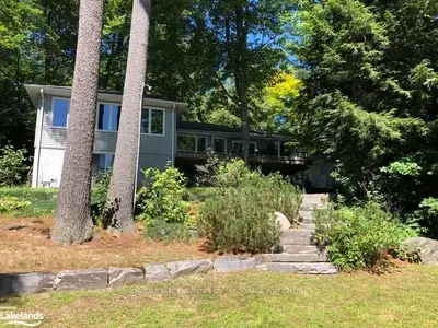 1031 FOGO Street, Muskoka Lakes, ON P0C 1A0
