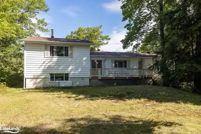 15 CARLING BAY Road E, Carling, ON P0G 1G0