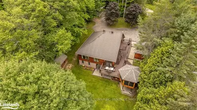 1014 HALLS LAKE Road, Algonquin Highlands, ON K0M 1J2