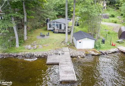1112 LAWLAND HEIGHTS Road, Gravenhurst, ON P1P 1R2