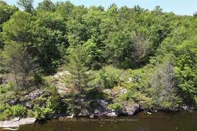 14072 GEORGIAN BAY, Georgian Bay, ON, P0E 1E0