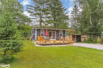 1020 MOORE LAKE ESTATES Road, Minden Hills, ON K0M 2L1