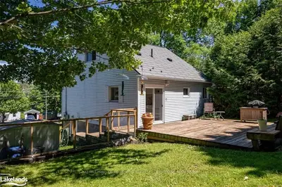 23 HAWTHORNE Crescent, Parry Sound, ON P2A 1P2