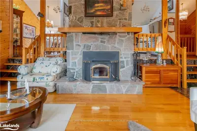 68 CLARKES Lane, Huntsville, ON P0B 1M0