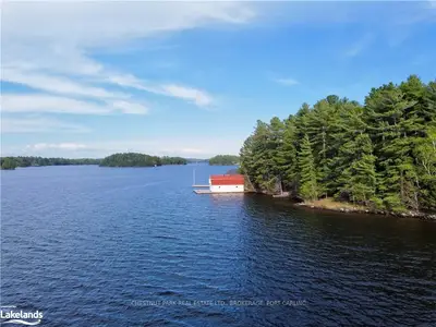 1167 ARMSTRONG POINT Road 7, Muskoka Lakes, ON P0B 1J0