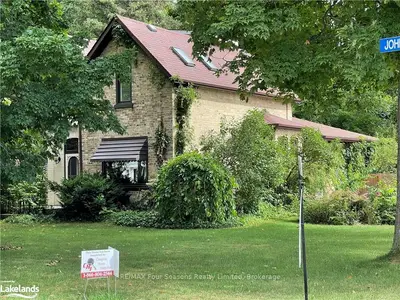 477 JOHNSTON Street, Saugeen Shores, ON N0H 2C1
