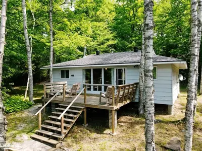 1267 ROSS LAKE Road, Dysart et al, ON K0M 1S0