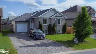 97 ASHGROVE Street, Greater Sudbury, ON P3L 0A3