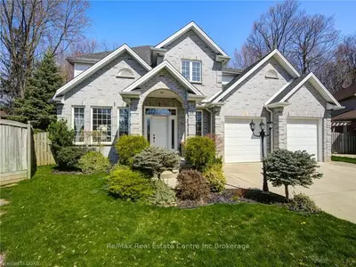 58 DUNCTONWOOD Place, London East, ON N5V 4W6