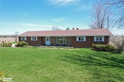 518267 124 COUNTY Road, Melancthon, ON L9V 1V8