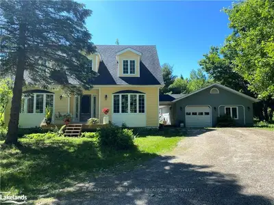 2588 60, Lake of Bays, ON, P1H 2J6