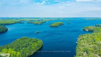 1181 WALKERS POINT Road 1, Muskoka Lakes, ON P1P 1R2