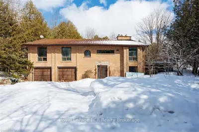 8683 15 Side Road, Wellington North, ON N0G 1A0