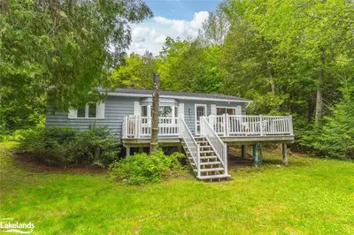1605 CEDAR LAKE Road, Highlands East, ON K0L 3C0