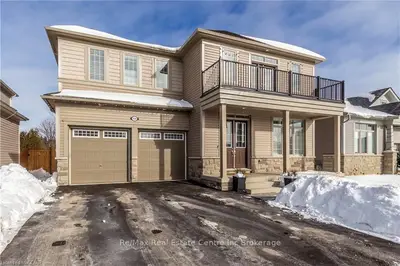 156 HARPIN Way E, Centre Wellington, ON N1M 0G8