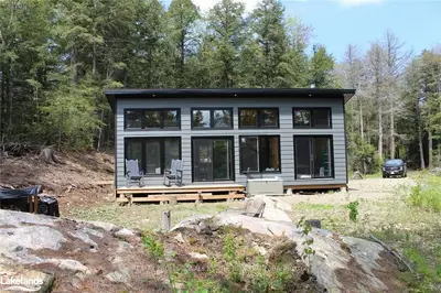 3075 WESTSHORE Road, Dysart et al, ON K0M 2S0