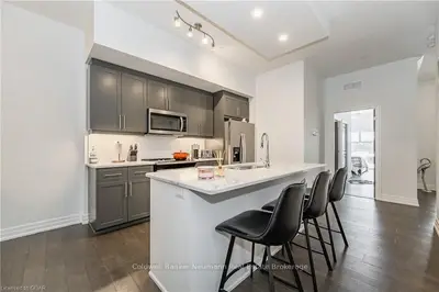 1878 Gordon Street 215, Guelph, On N1l 0p4