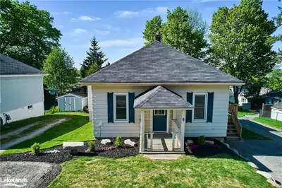 6 FLORENCE Street W, Huntsville, ON P1H 1T2