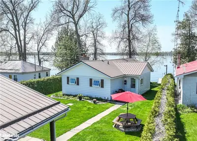 17 LOON Drive, Kawartha Lakes, ON L0K 1W0