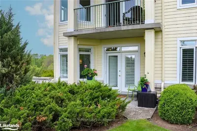 10 BAY Street E 207, Blue Mountains, ON N0H 2P0