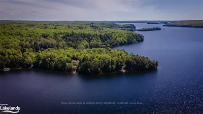 1154 GREEN POINT Road, Lake of Bays, ON P0A 1H0