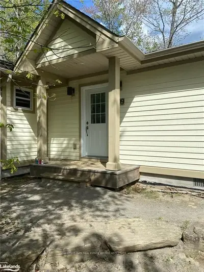 1052 RAT BAY Road 109-1, Lake of Bays, ON P1H 2J6