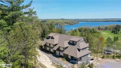 3 Tree Tops Lane 202, Huntsville, On P1h 0b8