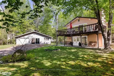 1662 SKYLINE Drive, Huntsville, ON P1H 1A6