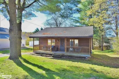 47 W ELLIOTT Street, Huntsville, ON P1H 1W2
