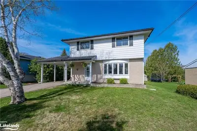 3 Pleasant Avenue, Huntsville, ON P1H 1E9