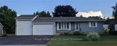 195 Aiken Street, Meaford, ON N4L 1B3