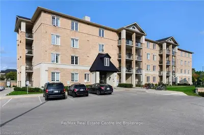 1083 GORDON Street 209, Guelph, ON N1G 0E3