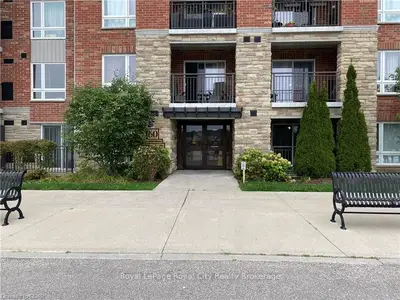 60 LYNNMORE Street 106, Guelph, ON N1L 0J8