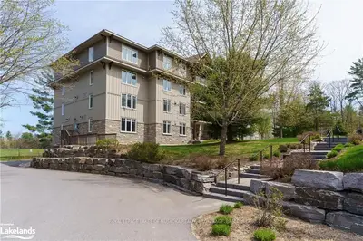 391C MANITOBA Street 101, Bracebridge, ON P1L 0B6