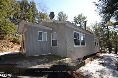 1044 APEX Lane, Dysart et al, ON K0M 1S0