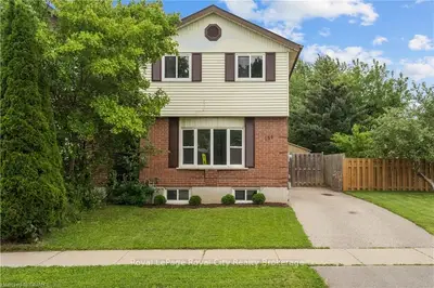 184 Ironwood Road, Guelph, On N1g 3r4