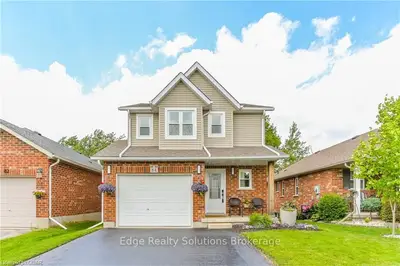 84 GIBBONS Drive, Centre Wellington, ON N1M 3V8