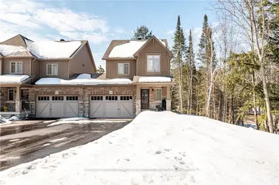 46 KELSEY MADISON Court, Huntsville, ON P1H 0E2