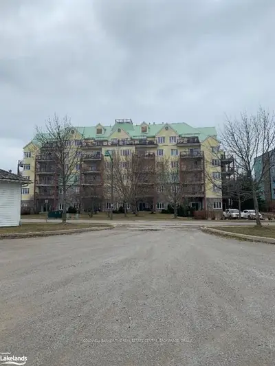 110 STEAMSHIP BAY Road 603, Gravenhurst, ON P1P 1Z9
