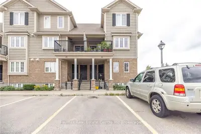 15 CARERE Crescent 31A, Guelph, ON N1E 0K4