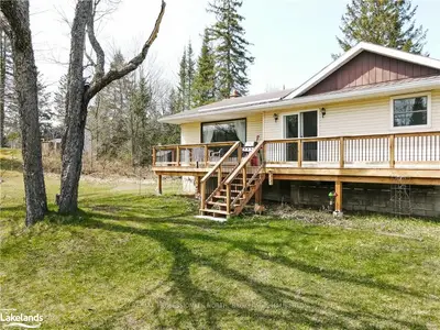 1250 DONROY Road, Highlands East, ON K0M 1R0