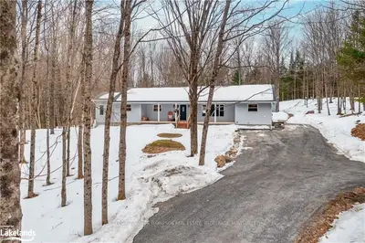 396 SOUTH WASEOSA LAKE Road, Huntsville, ON P1H 2N5