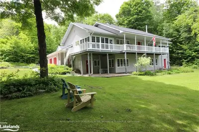 1210 WALKER LAKE Road, Lake of Bays, ON P1H 2J6