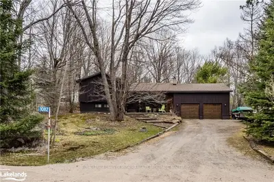1082 BONNIE LAKE Road, Bracebridge, ON P1L 1W9