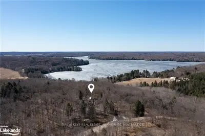 1295 RUSS HAMMELL Road, Muskoka Lakes, ON P0B 1M0