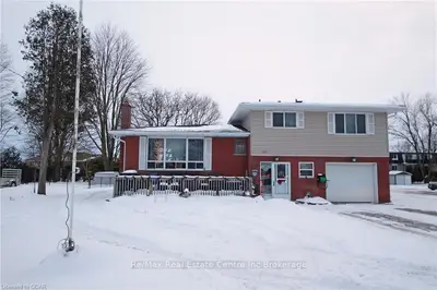 381 SMITH Street, Wellington North, ON N0G 1A0