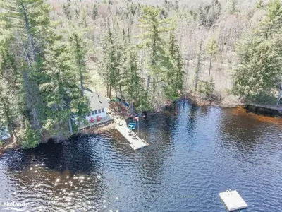 1055 Rainbow Lane, Bracebridge, On P1l 1t3
