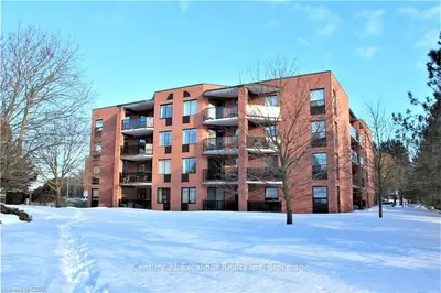 217 Scotland Street 203, Centre Wellington, ON N1M 3L8