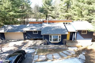 42 SPRING CREEK Lane, Huntsville, ON P0B 1L0