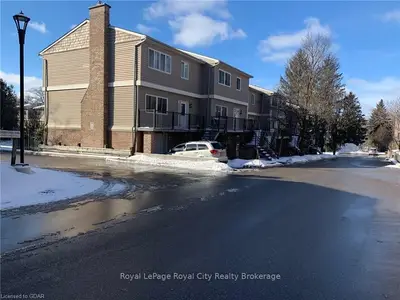 295 WATER Street 49, Guelph, ON N1G 2X5